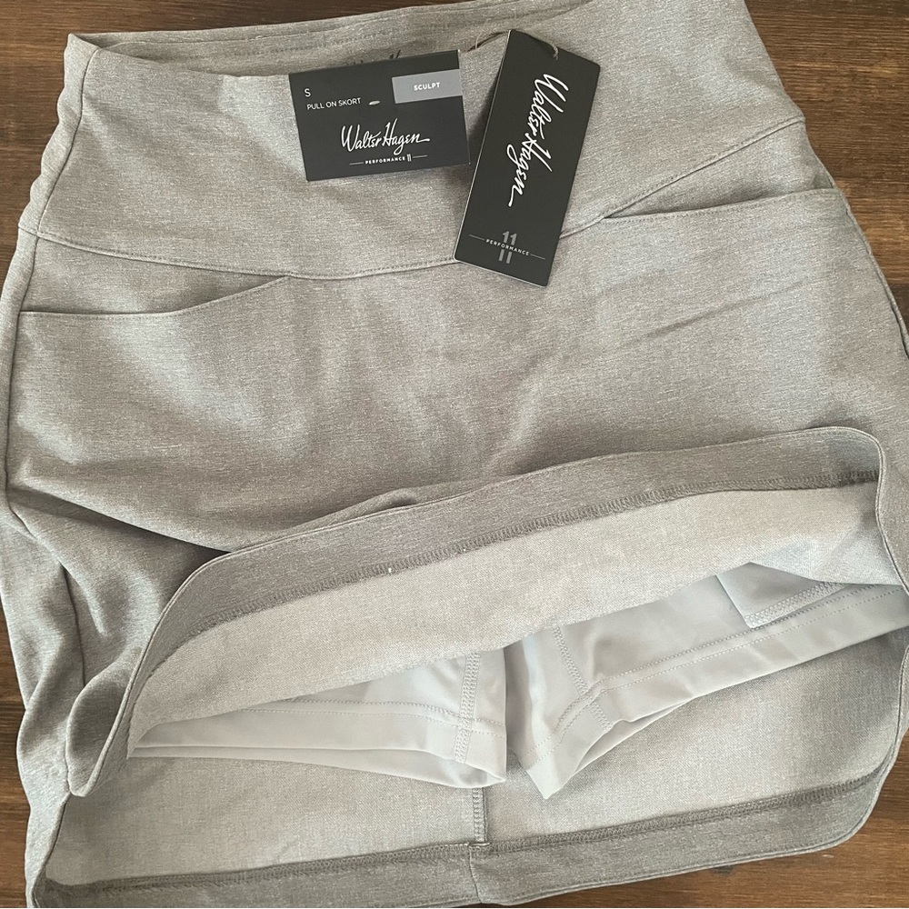 Walter Hagen NWT Gray Skort
